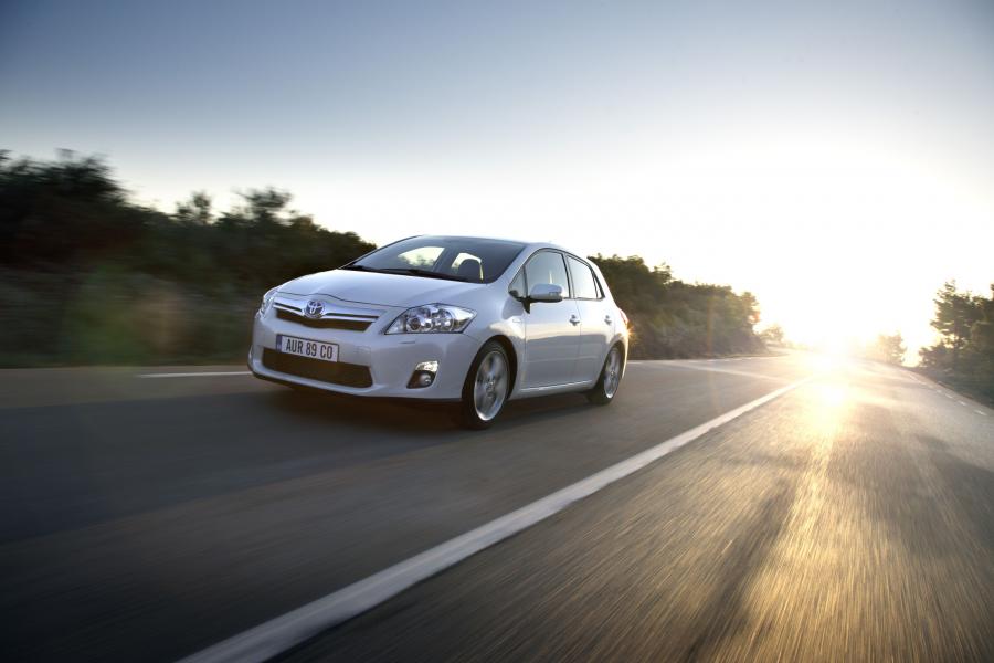  Toyota Auris HSD 2010 года  (фото 74 из 111)